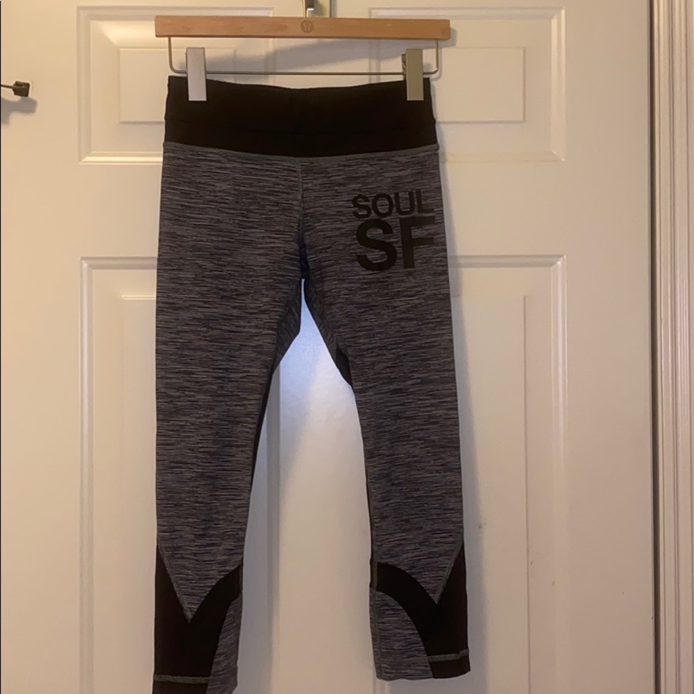🍋 Lululemon Soul Leggings size 4